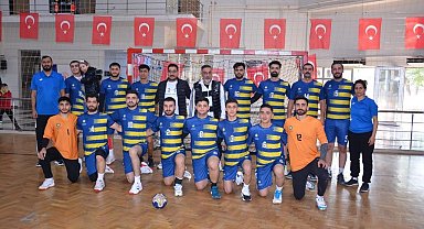 Diyarbakır Büyükşehir Belediyesi erkek hentbol takımı galibiyet zaferlerine devam ediyor