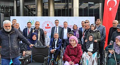 Diyarbakır'da 100 engelliye akülü araç desteği