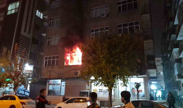 Diyarbakır'da ev yangını