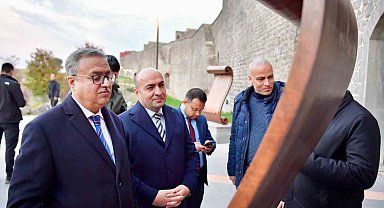Diyarbakır'da İyaz Bin Ganem'in mektubu Küpeli Kapı'ya yerleştirildi
