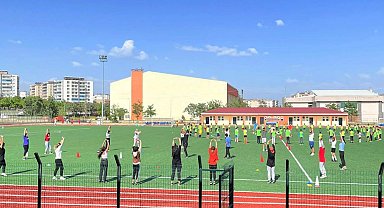 Diyarbakır'da ücretsiz yetenek kursları devam ediyor