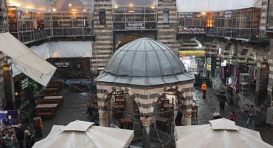 Diyarbakır'da vakıf kiracıları yüzde 300 ile 700 arasındaki zammı protesto etti