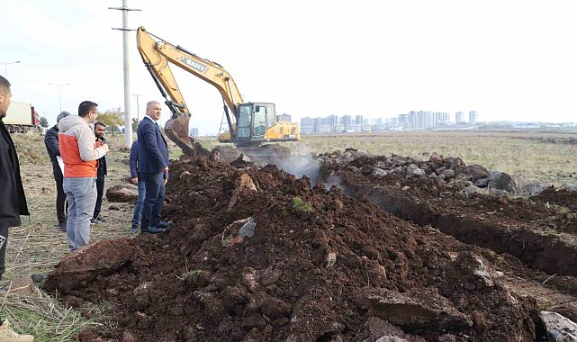Diyarbakır'da yeni yerleşim alanlarında içmesuyu ve kanalizasyon çalışması