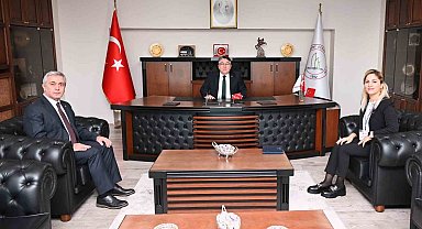 Doç. Dr. Çiğdemoğlu'ndan Rektör Özölçer'e ziyaret