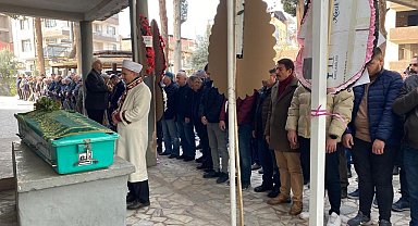 Doğum gününde toprağa verildi