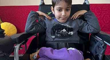 Doğuştan engelli Rabia akülü sandalye ile dışarıya çıkabilecek