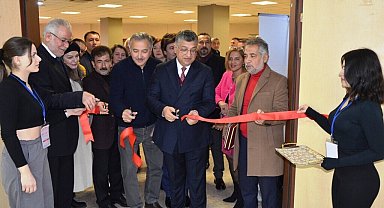 DPÜ'deki Uluslararası Etkileşimli Sanat Çalıştayı açılan sergiyle sona erdi