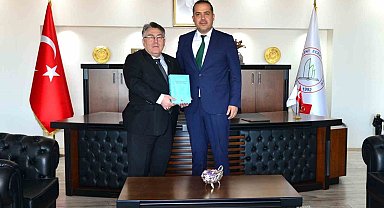 Dr. Ülger'den Rektör Özölçer'e ziyaret