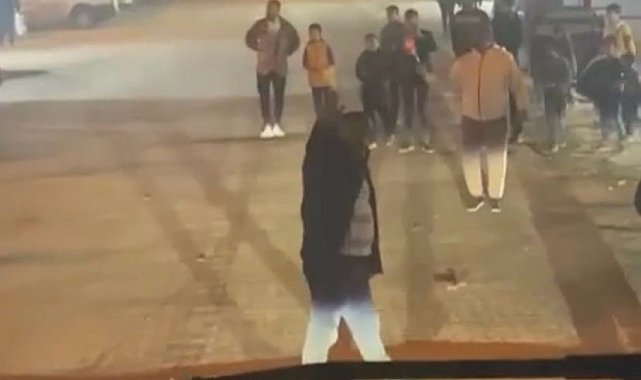 Düğün eğlencesinde silahlar konuştu...Çocuklara rağmen ateşlediler