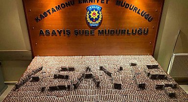Durdurulan araçta 1,5 milyon liralık sentetik ecza hap ele geçirildi: 1 gözaltı