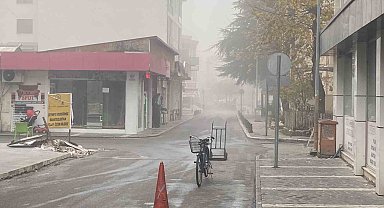 Düzce'ye sis çöktü