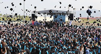 EBYÜ küresel arenada gururlandırıyor