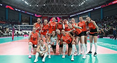 Eczacıbaşı Dynavit, FIVB Dünya Kulüpler Şampiyonası'nda finalde