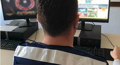 Edirne'de siber suçlarla mücadele: 37 internet sitesi çökertildi