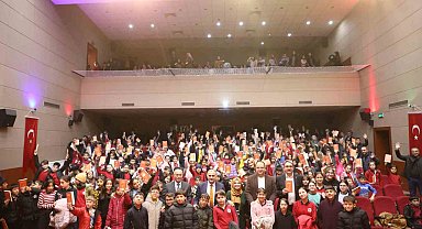 Eğitimci Yazar Aktaş, çocuklarla bir araya geldi