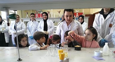 Emet MYO'da minikler için ''Bilim Günü'' etkinliği