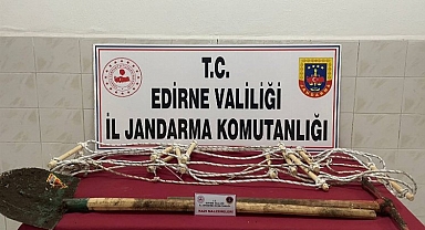 Enez’de kaçak kazıya 6 gözaltı!