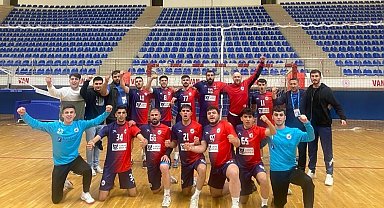 Erek Beşyıldız Hentbol Takımı ilk devreyi 4 puanla kapattı