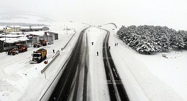 Erzincan'ın yüksek kesimlerinde kar yağışı etkisini artırdı