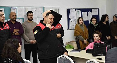 Esenyurt'ta 60 bin öğrenciye deprem bilinci eğitimi