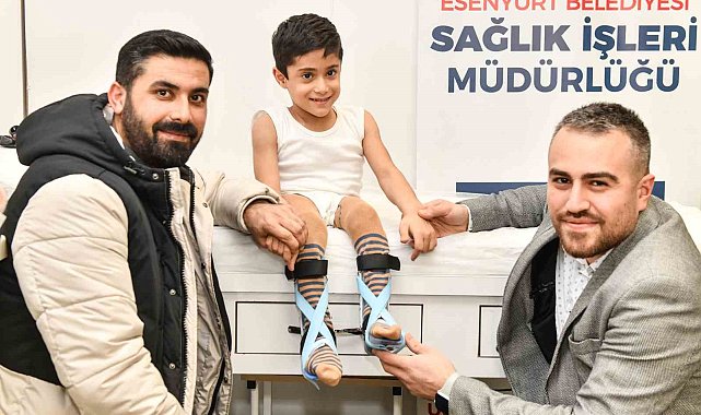 Esenyurt'ta yaşayan 7 yaşındaki ayrık omurga hastası çocuğa medikal malzeme desteği