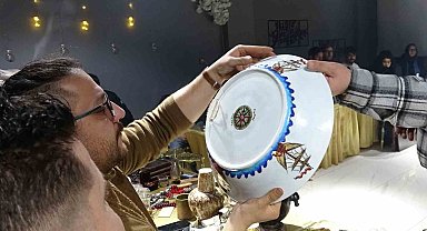 Eski eşyaların açık arttırma ile satıldığı mezat ilgi görüyor