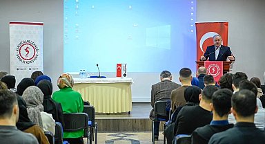 Eski TBMM Başkanı Şentop, Yalova'da söyleşi programına katıldı