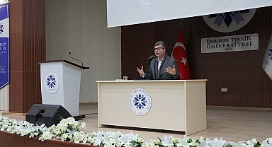 ETÜ'de Türkiye'nin Modernleşme Süreci Konuşuldu