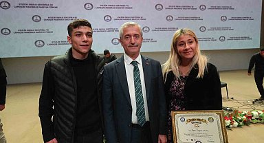 Evlilik Okulu'nda eğitim gören 196 çift daha sertifikasını aldı