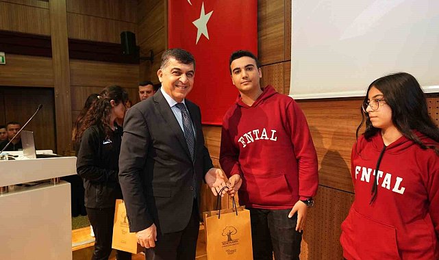 Fadıloğlu: "Tüm başarılarda büyük bir emek ve çaba var"