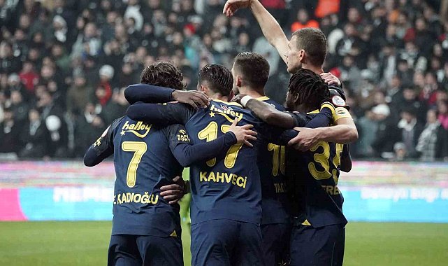 Fenerbahçe deplasmanda yenilmezlik serisini 7 maça çıkardı