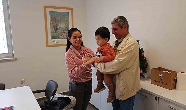 Filipinli kadının 11 yıllık bebek özlemi Eskişehir'de son buldu