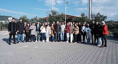 Foça'da Ege üniversitesi öğrencilerine kooperatifçilik dersi