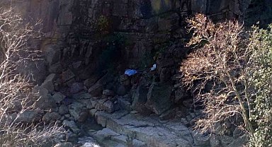 Fotoğraf çekerken 50 metrelik kanyondan düşen Alman turist öldü