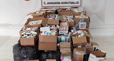 Gaziantep'te 3 milyon lira değerinde kaçak ilaç ve tıbbi malzeme ele geçirildi