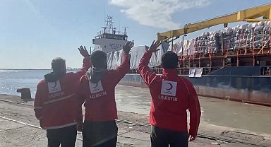 Gazze'ye yardım gemisi Mersin'den hareket etti