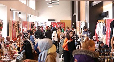 Girişimci kadınların el emeği ürünleri Merkezefendi'de buluştu