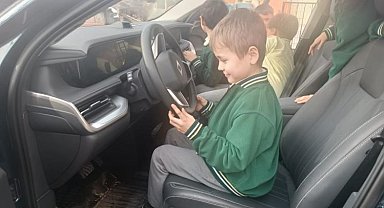 Gölpazarı'nda minikler TOGG ile buluştu