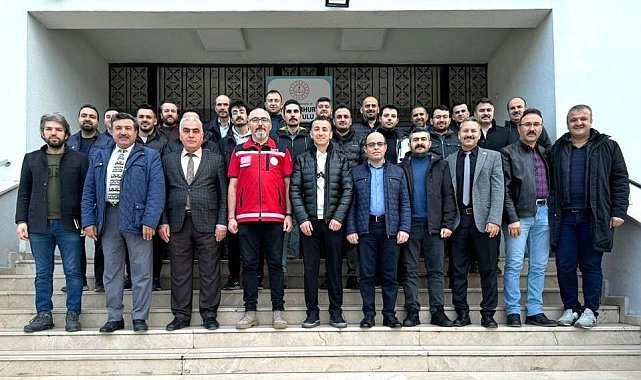 Gönüllü öğretmenlerden arama ve kurtarma ekibi kuruldu