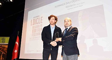 Gözlerin isimli filme 2 ödül