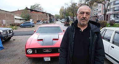 Gözü 1973 yapımı o model araçtan başkasını görmüyor