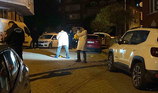 Güngören'de sokak ortasında silahlı çatışma: 1 ölü, 3 yaralı