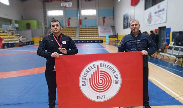 Güreşçi Berat Mut Türkiye şampiyonasına katılacak