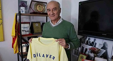 Hababam Sınıfı'nın Dilaver'i depremde ağır hasar alan evinden kurtarabildiği hatıralarıyla hayata yeniden başladı