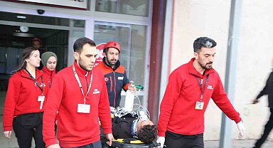 Hakkari'de gerçeği aratmayan yangın ve deprem tatbikatı