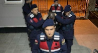 Hakkında 22 ayrı suçtan aranması bulunan şahıs yakayı ele verdi