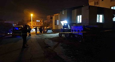 Hamile eşini bıçaklayarak öldürdü, otomobilini uçuruma sürerek intihara kalkıştı
