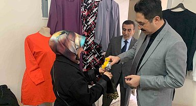 Hamur Kaymakamı Yıldırım, Halk Eğitim Merkezini ziyaret etti