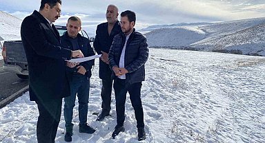 Hamur Kaymakamı Yıldırım, sulama tesisi projesini inceledi