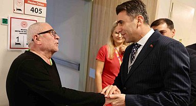 Hastalara moral verdi